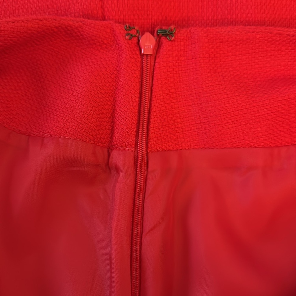 Loft red mini skirt. Size 8 - Picture 4 of 4